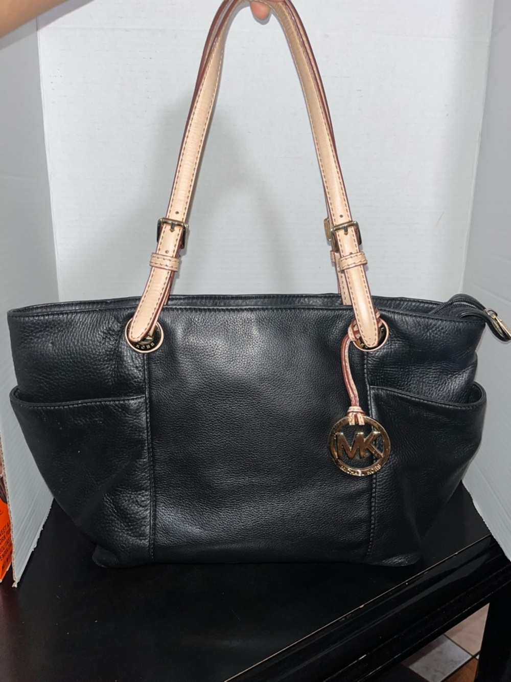Vintage MICHAEL KORS  Black Leather Footed Shoulder Bag Purse Tan Straps